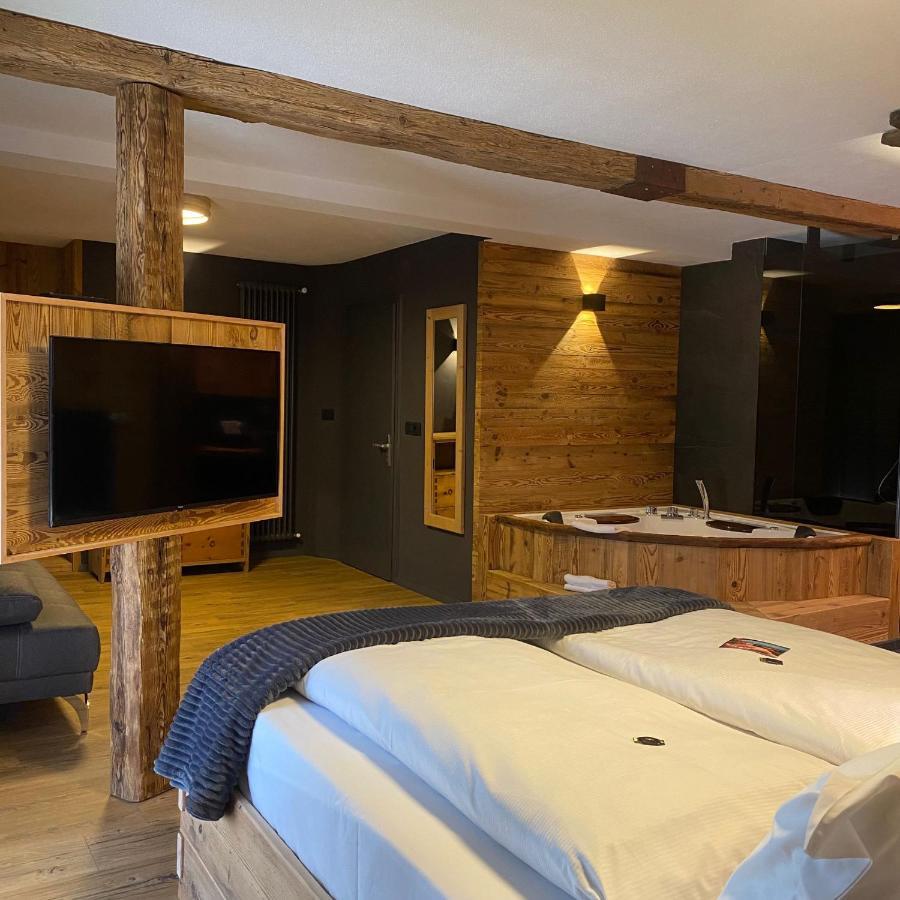 Hotel Rio Bianco Panchià Esterno foto